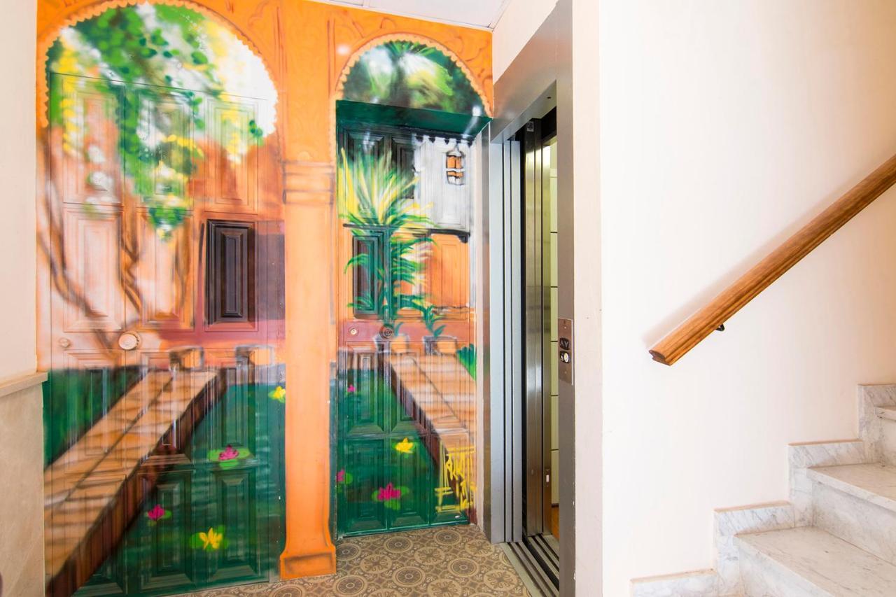 La Buhardilla De Mesones ,Vicent Suite Granada Bagian luar foto