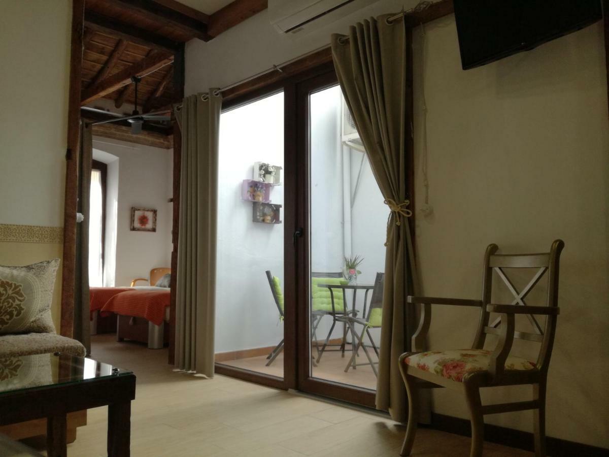 La Buhardilla De Mesones ,Vicent Suite Granada Bagian luar foto